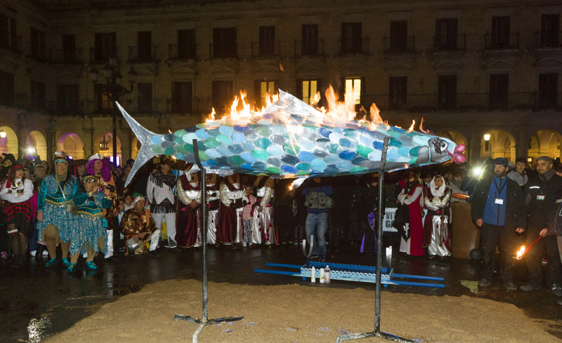 https://www.irenazvitoria.com/wp-content/uploads/2018/02/irenaz-quema-sardina-carnaval-vitoria-gasteiz.jpg